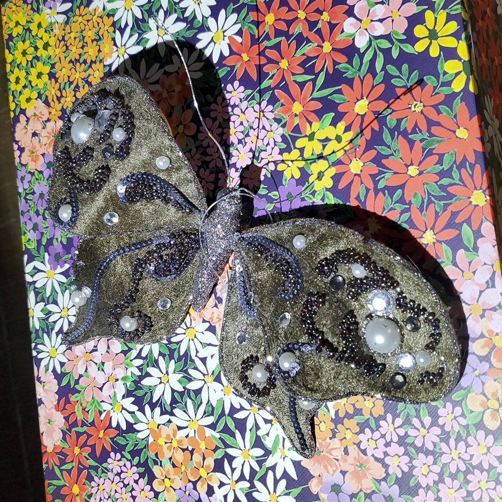Beaded Butterflies with Clip‎ Decor Set - Picture 10 of 16